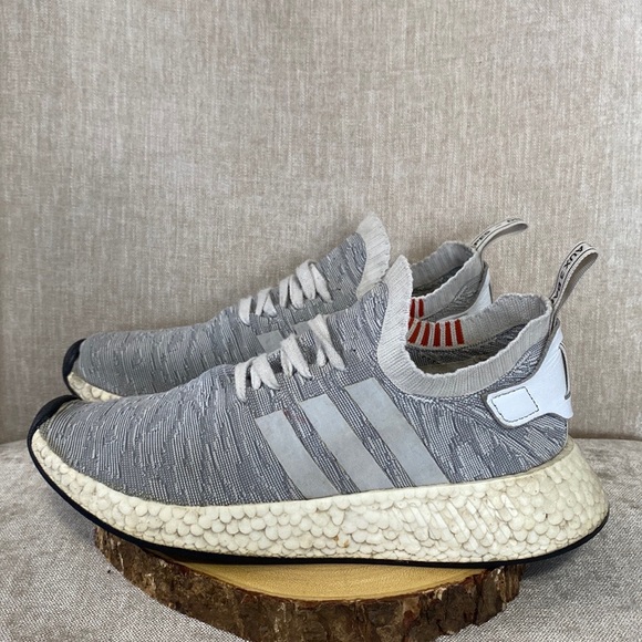 Adidas Mens NMD R2 Primeknit Running Shoes Gray - Picture 2 of 15